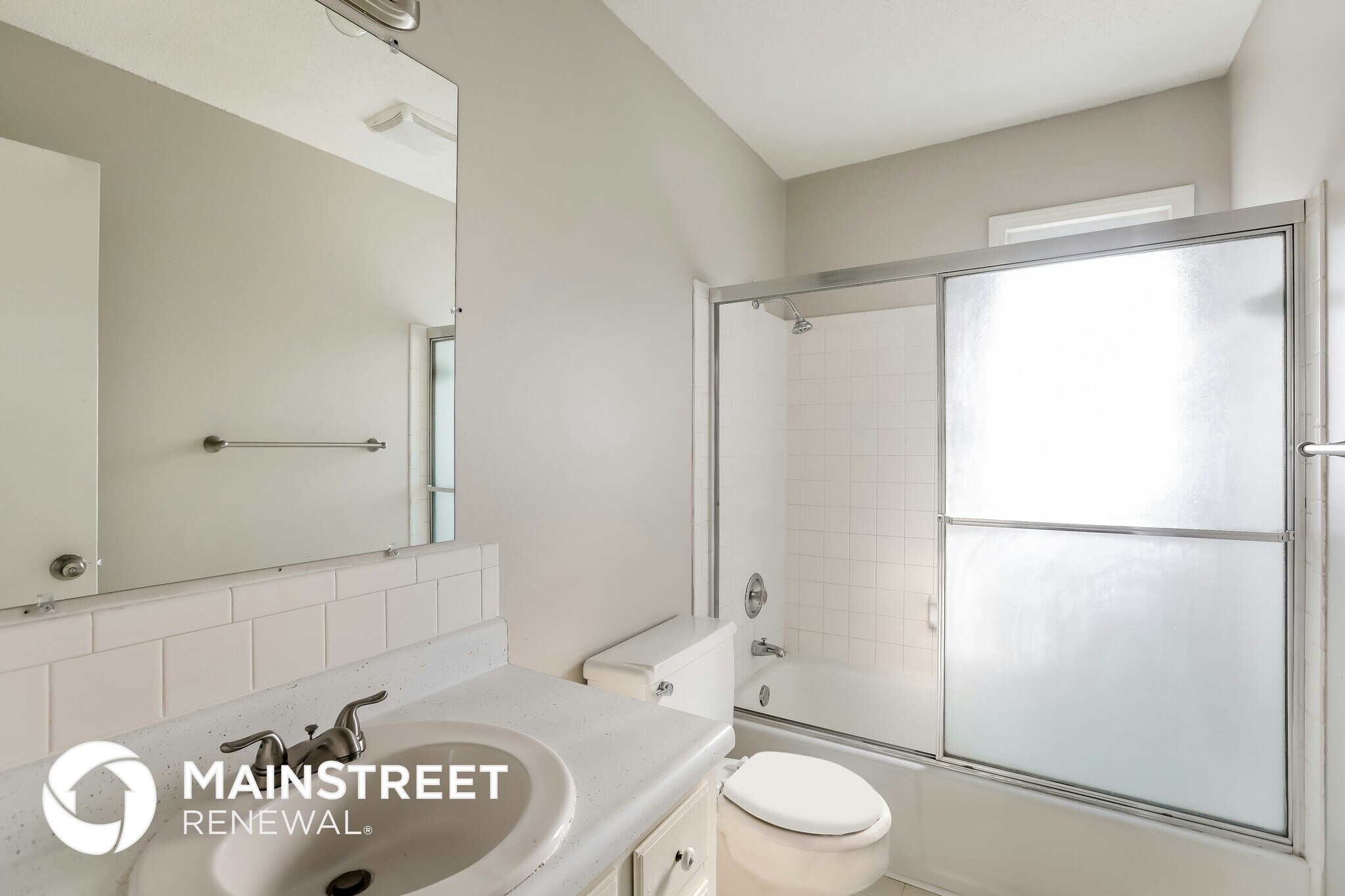 Building Photo - 516 Concord St