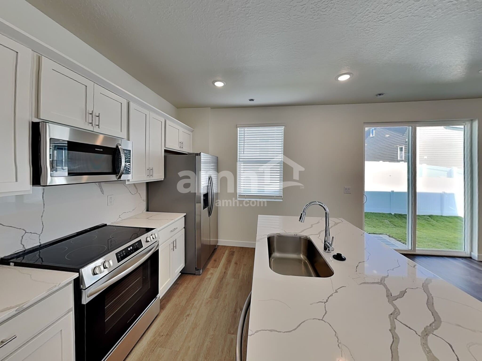 Building Photo - 8942 S John Annie Ln