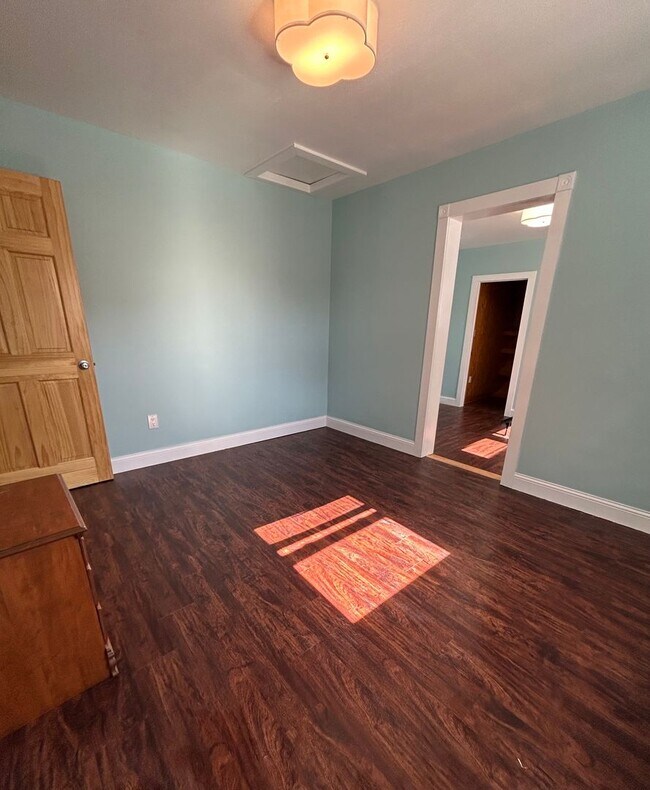 Building Photo - 2 Bedroom 2 Bath Home in Kill Devil Hills