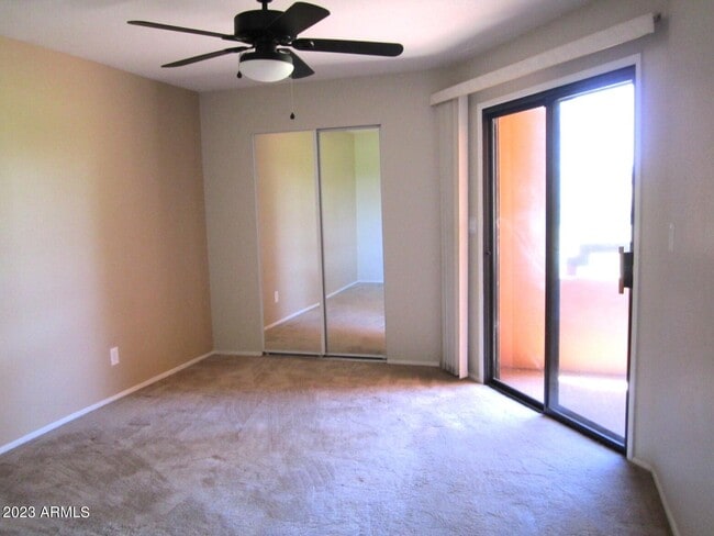 Building Photo - 12212 N Paradise Village Pkwy W