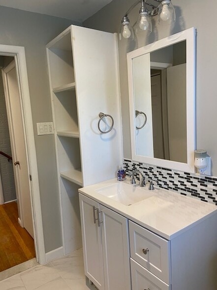 Building Photo - 600 Marlboro Rd