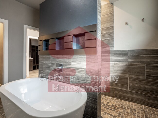 Building Photo - 17413 Melville Ln