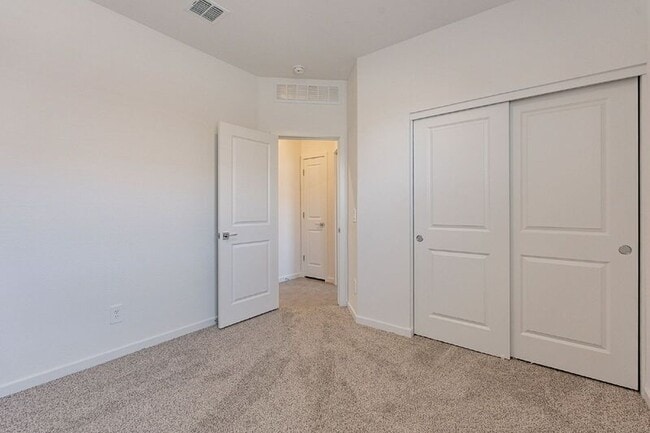 Building Photo - 2664 E Rosario Mission Dr