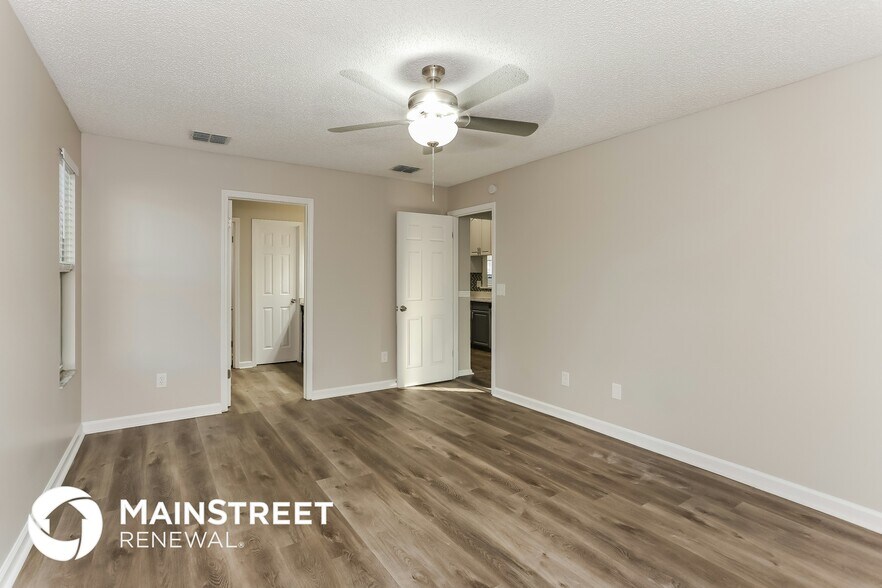 Building Photo - 2016 Avila Way