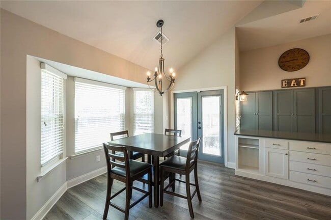 Building Photo - 898 Halston Ct