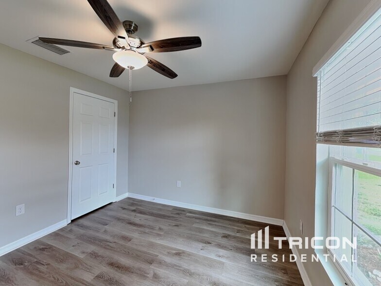 Building Photo - 1509 Orlando Blvd