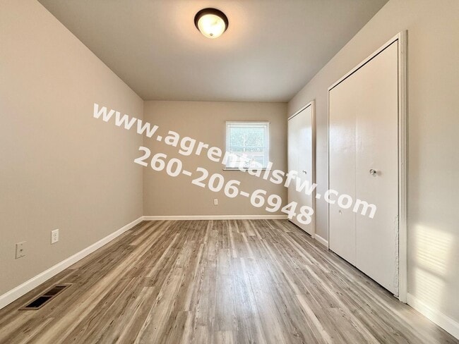 Building Photo - 3405 Dalevue Dr