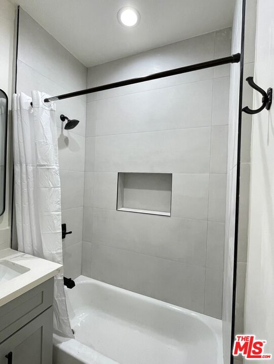 Building Photo - 1268 S Citrus Ave