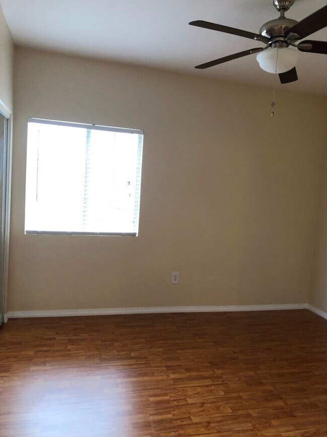 Building Photo - 833 Aspen Peak Loop
