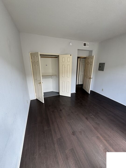 Building Photo - 3648 Motor Ave