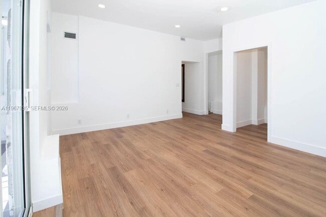 Building Photo - 1255 Jackson St