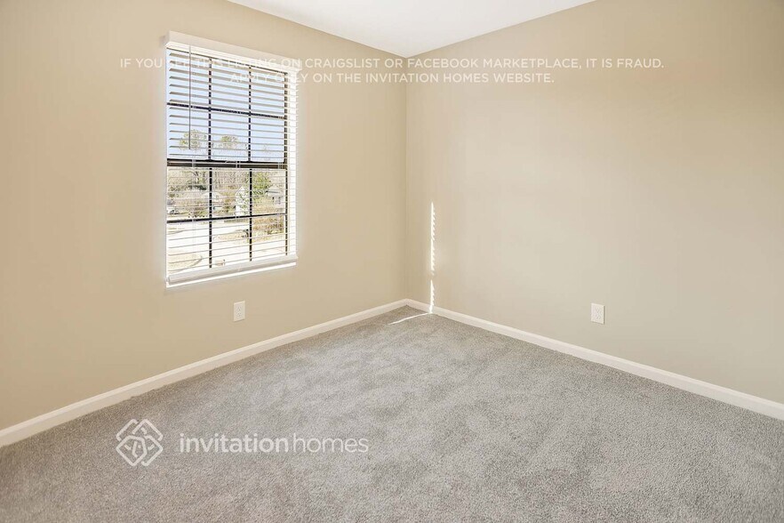 Building Photo - 1065 Parkwest Ct