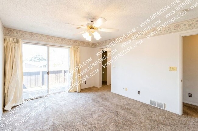 Building Photo - 1124 Johnson St