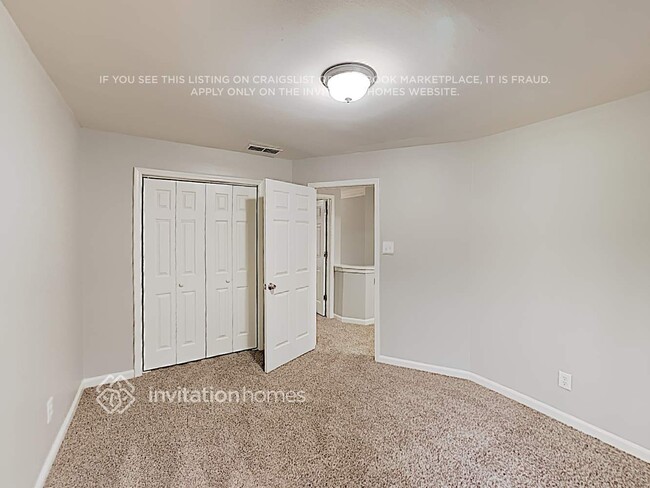 Building Photo - 3620 Broken Arrow Dr