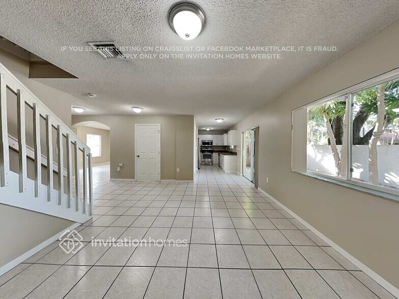 Building Photo - 16601 SW 96th Terrace