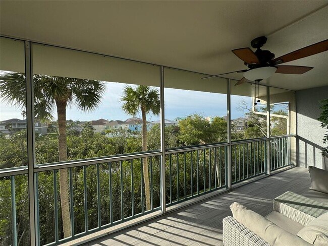 Primary Photo - 5537 Sea Forest Dr