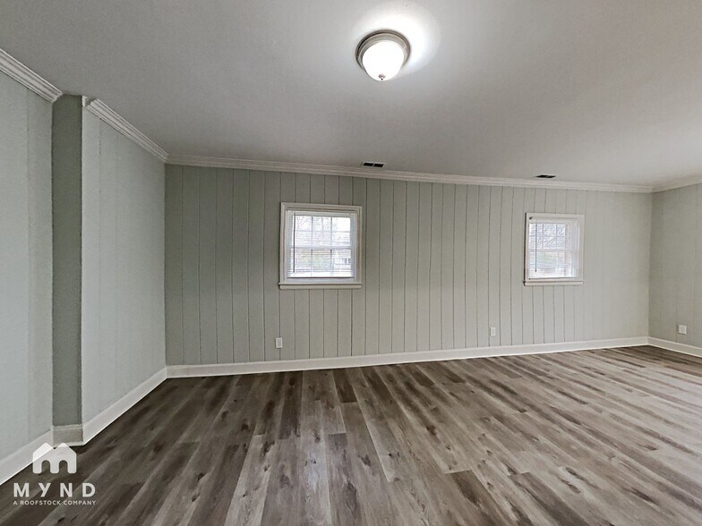 Building Photo - 7316 Woodstream Dr