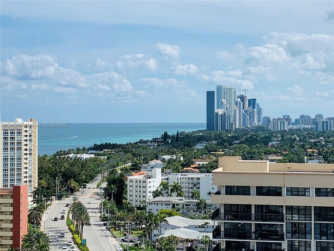 Primary Photo - 1985 S Ocean Dr