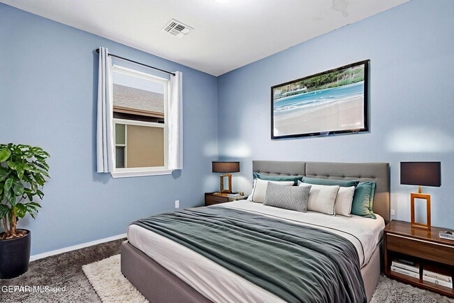 Building Photo - 4917 Ruben Soto