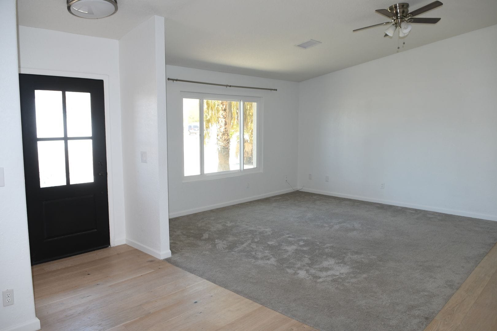 Building Photo - 8681 E Latham St