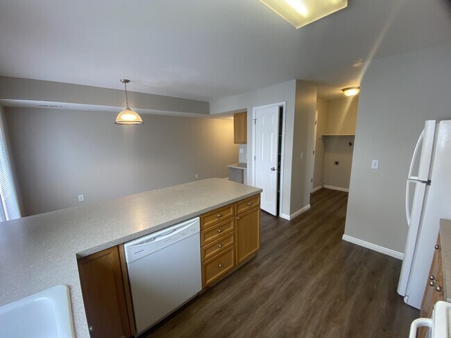 Building Photo - 2355 N 275 E