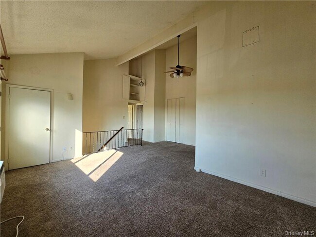 Building Photo - 44 Inwood Rd