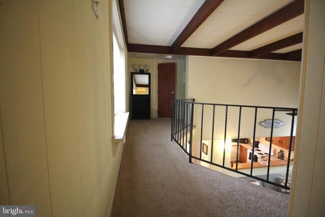 Building Photo - 48 Poor Farm Rd