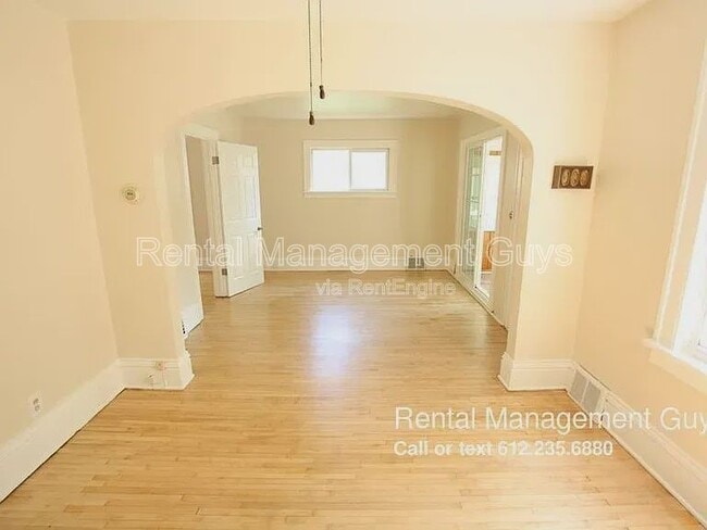 Primary Photo - 3426 N Morgan Ave