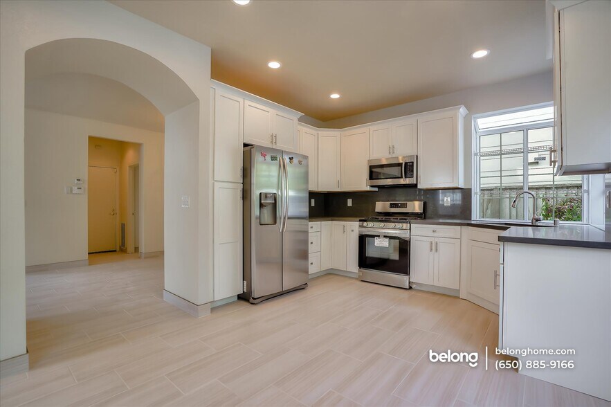 Building Photo - 34141 Finnigan Terrace