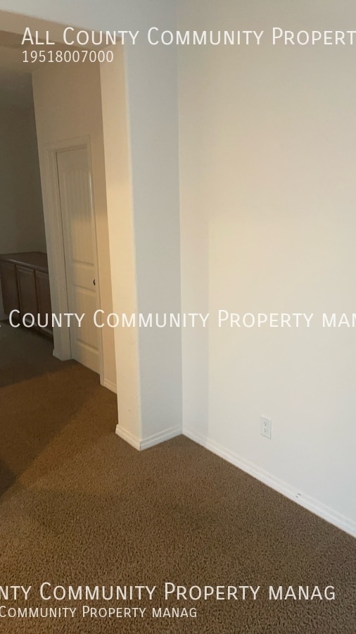 Building Photo - 40298 Hannah Way