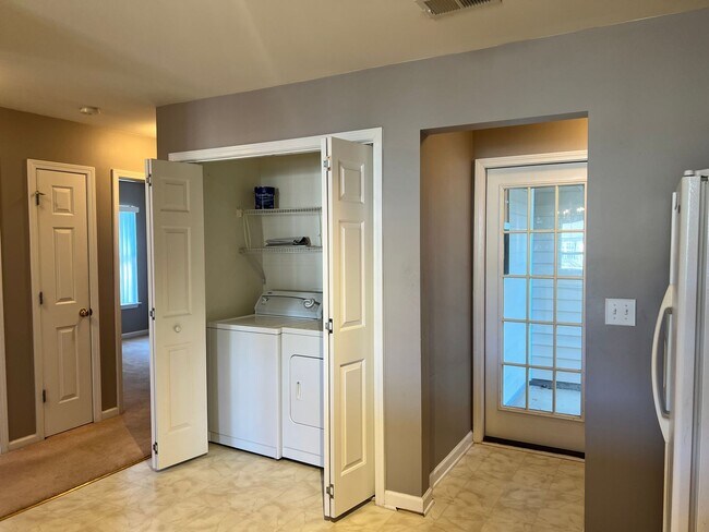 Building Photo - NOW AVAILABLE IN INTERNATIONAL CLUB - MURRELLS INLET!!