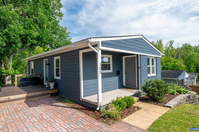 Building Photo - 105 Hartmans Mill Rd