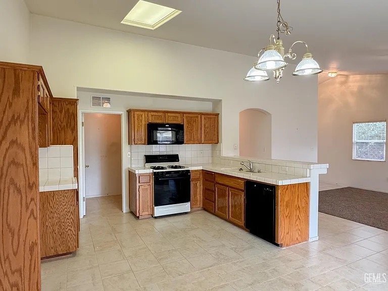 Building Photo - 10217 Polo Saddle Dr