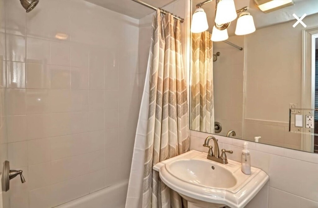 Building Photo - 49 Charles St