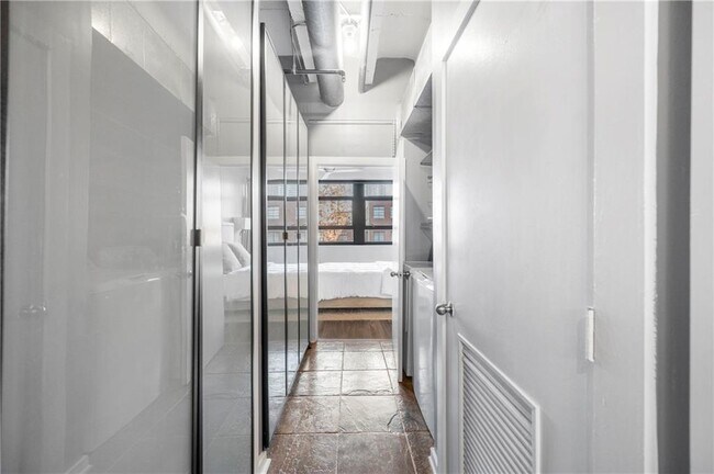 Building Photo - 878 Peachtree St NE