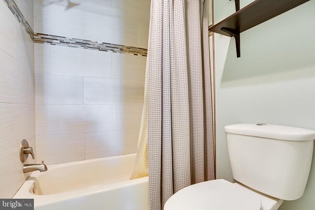 Building Photo - 12867 Mill House Ct