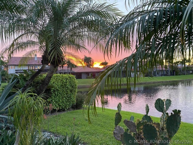 Building Photo - 22519 Esplanada Cir