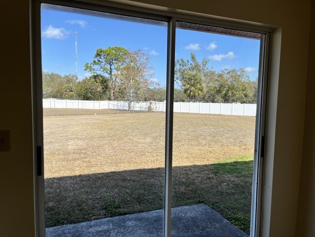 Building Photo - 4993 Reagen Way