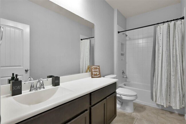 Building Photo - 14030 Wolftrap Ln