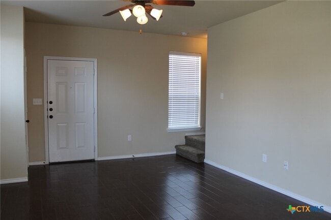 Building Photo - 1136 Brown Rock Dr