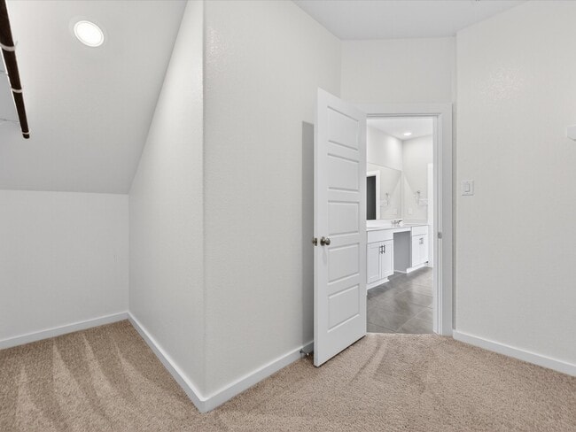 Building Photo - 17908 Grv Crk Ln