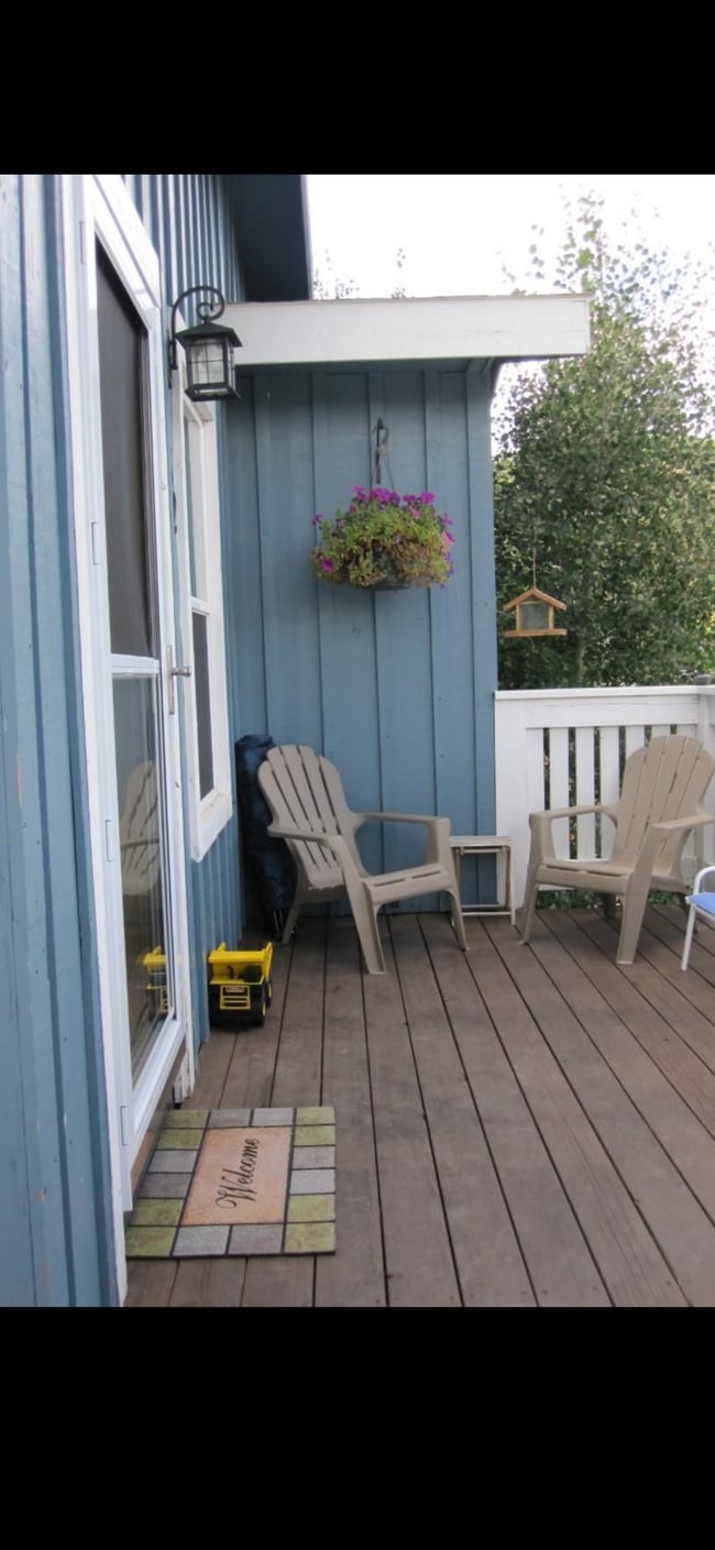 Building Photo - 552 Polar Ct