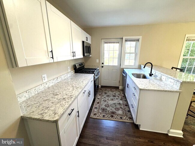 Building Photo - 8130 Loch Raven Blvd