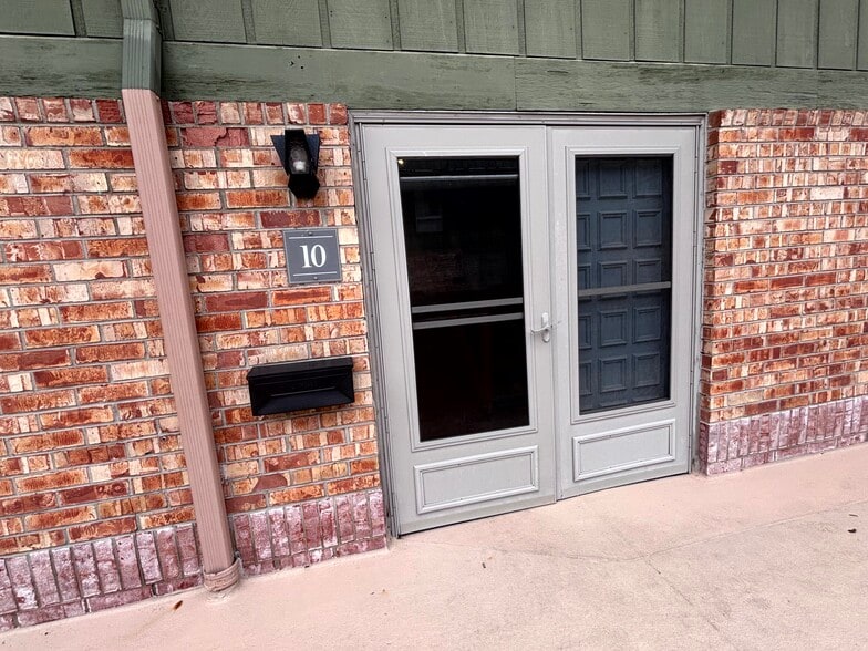 Building Photo - 4117 W Rivers Edge Cir