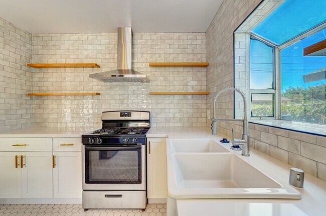 Building Photo - 2909 Cimarron St