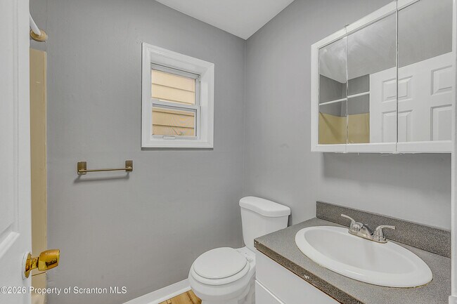 Building Photo - 1009 W Lackawanna Ave