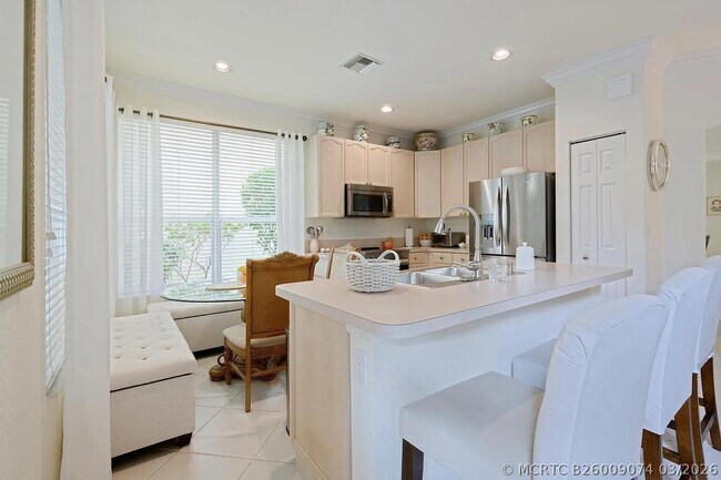 Building Photo - 4156 Meade Way