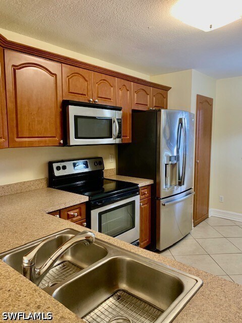 Building Photo - 729 Landover Ct