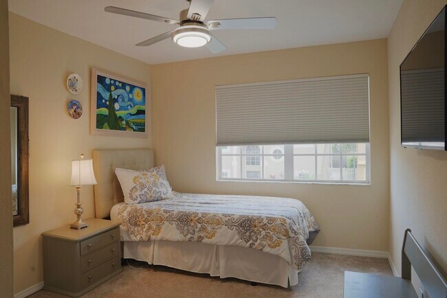 Building Photo - 10645 Wheelhouse Cir