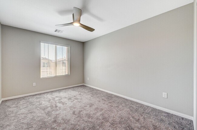 Building Photo - MODERN 2 Story, 3 Bedroom Home near Aliante!